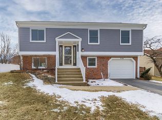 256 Ewell Ct, Bartlett, IL