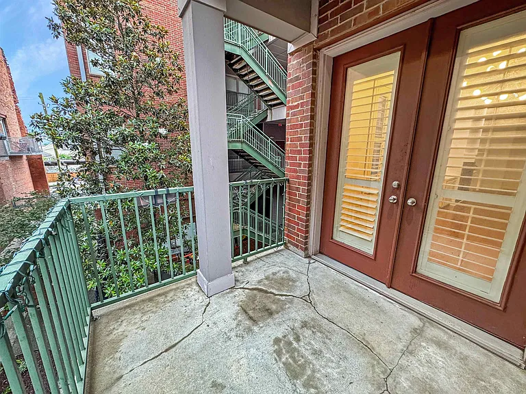 510 City House Ct #204 — Photo 35