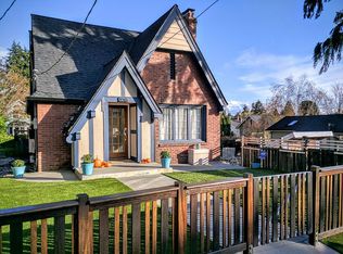 7018 12th Ave NE, Seattle, WA 98115