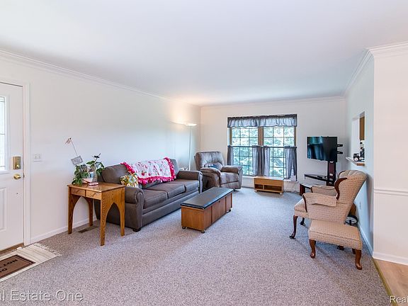 3rd image of 12043 Shenandoah Dr