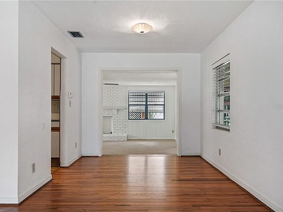 3rd image of 3106 Pickfair St
