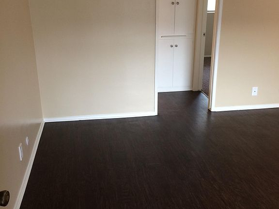 Living room with beautiful vinyl flooring