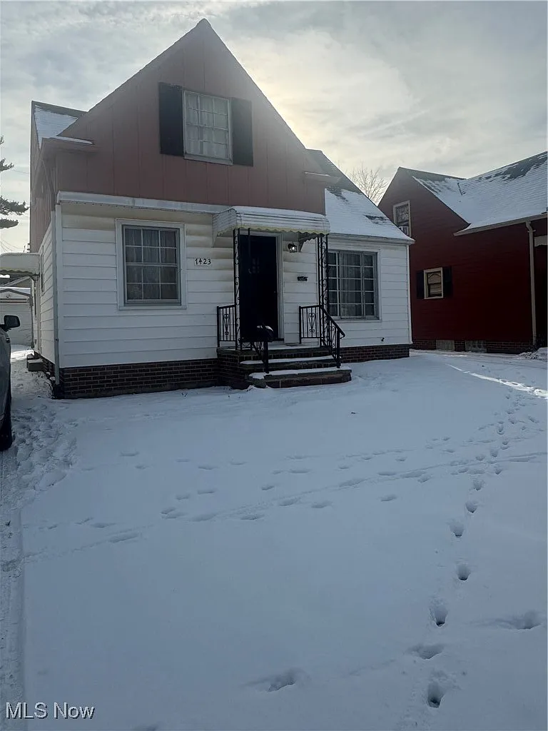 7423 Woodhaven Ave photo 1
