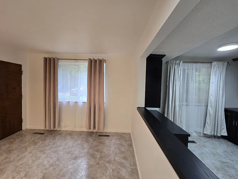 1821 Cromwell Dr #B — Photo 11