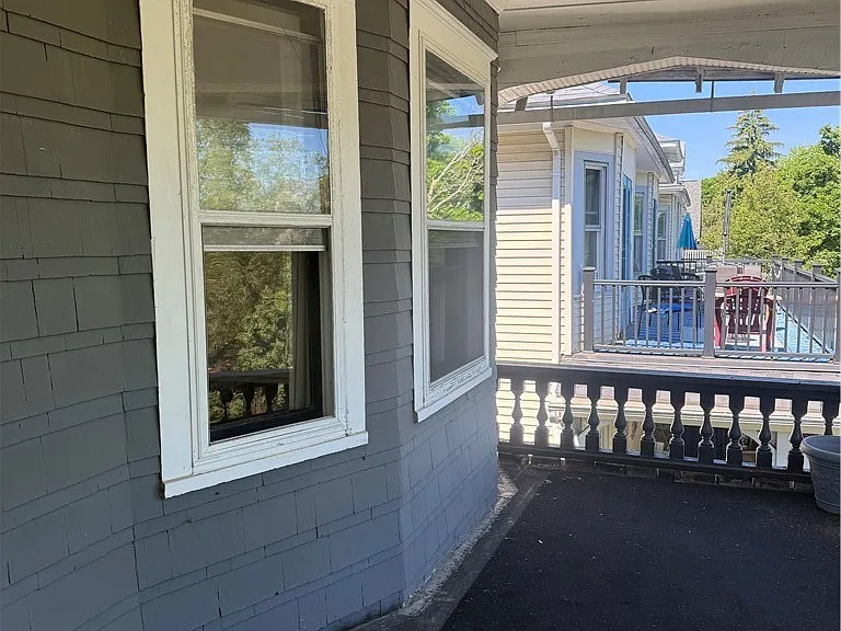 37 Inwood Pl — Photo 4