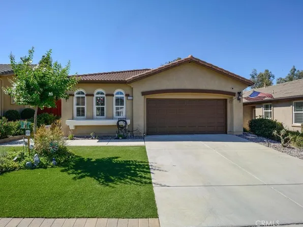 8840 Duval Ln, Hemet, CA 92545