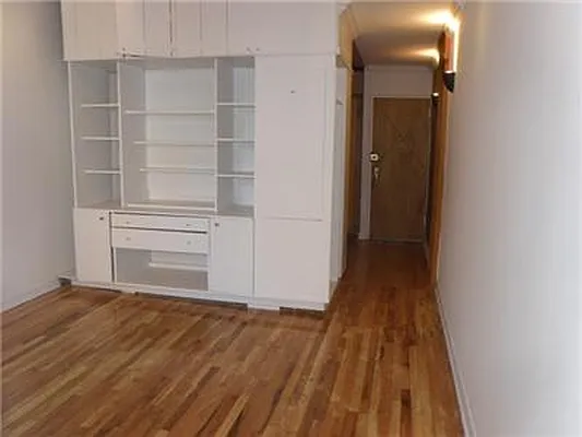 Rented by R New York | media 41