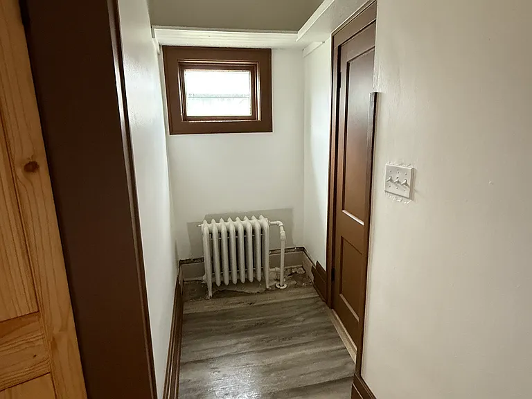 604 Portland Ave — Photo 13