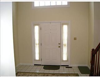 1st image of 1050 Robinwood Dr