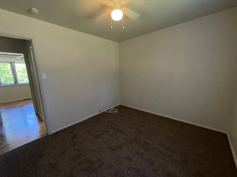 153 Willis Ave — Photo 8