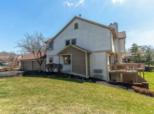 557 Spring Brk E, Westerville, OH 43081