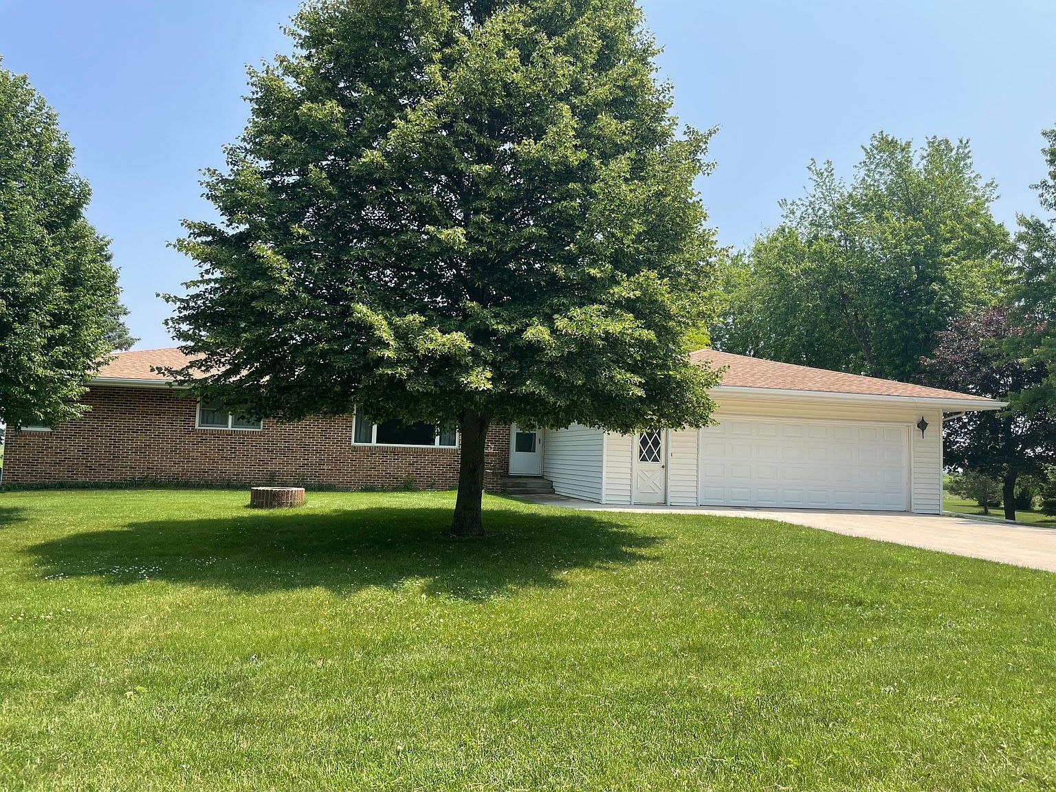 724 Frontier Rd, Brewster, MN 56119 Zillow