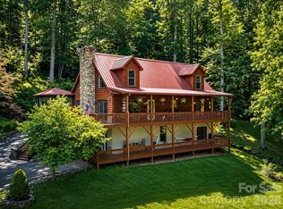 420 Chimney Rock Dr, Weaverville, NC 28787