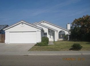 2218 Santos St, Dos Palos, CA