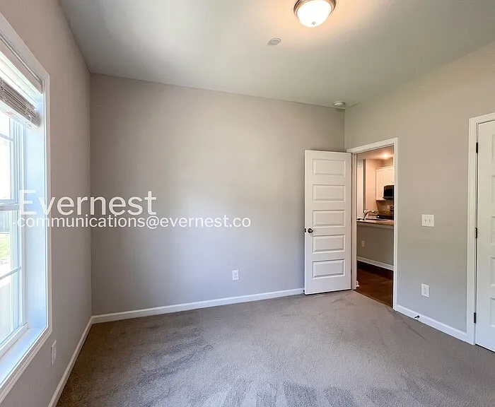 1046 Echo Ridge Rd — Photo 16