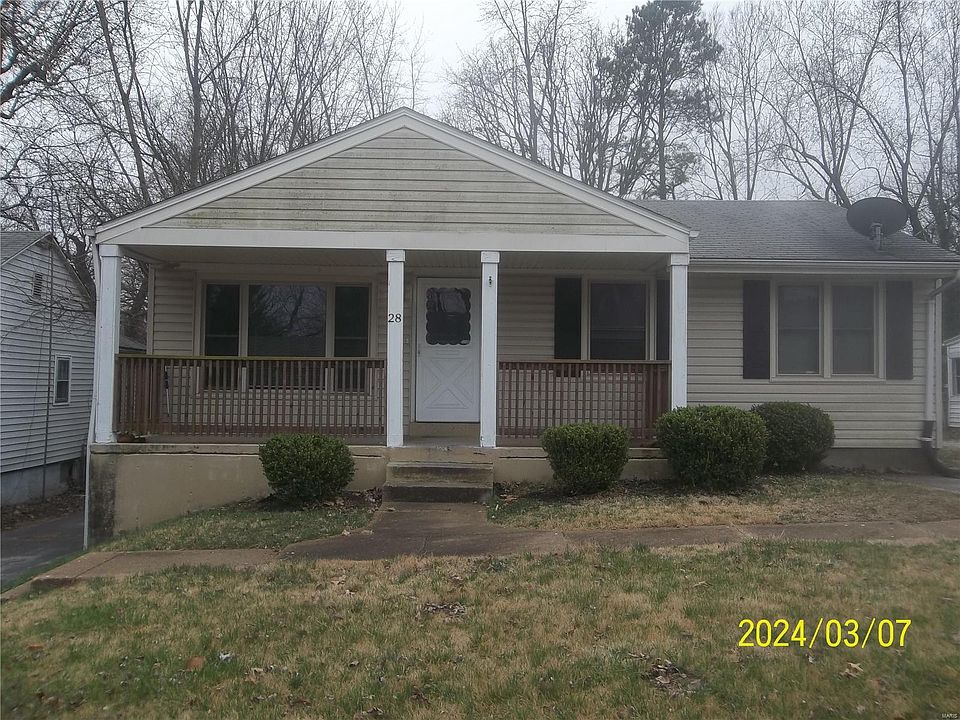 1st image of 28 Connolly Dr