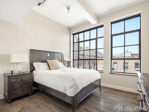 5th image of 37 Bridge St APT 6B