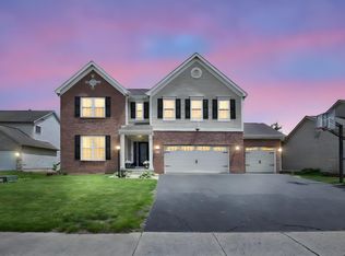 210 Carson Ct, Pickerington, OH 43147