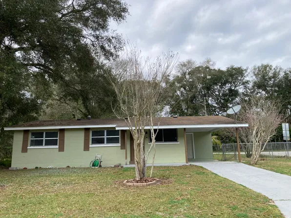 20715 Mickens Dr, Dade City, FL 33523