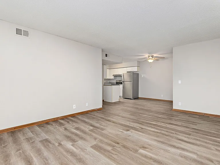 Oak Ridge Park Apartments — Photo 6