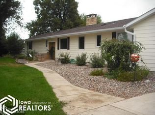 2902 S Chestnut St, Atlantic, IA 50022