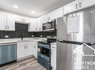 1503 W 19th St #6R, Chicago, IL 60608