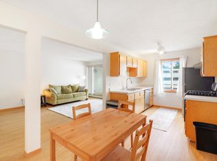 10720 Rockford Rd APT 207, Plymouth, MN 55442