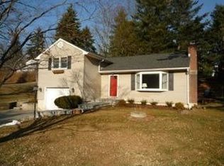 1 Birch Rd, New Fairfield, CT 06812