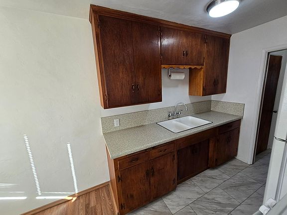 4th image of 3710 1st Ave #3712.5