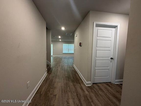 2nd image of 10520 Willow Leaf Dr