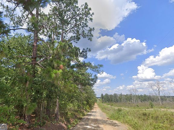 3rd image of 2 Saint Mark Rd