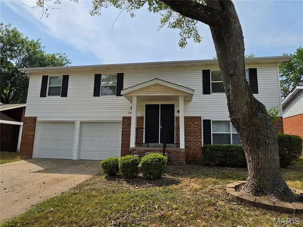 2337 Millvalley Dr, Florissant, MO 63031