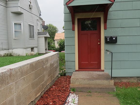 5th image of 662 Lawson Ave E