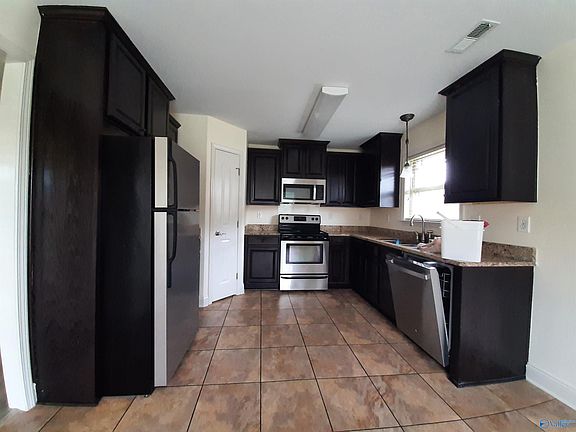 2nd image of 211 Healey Dr