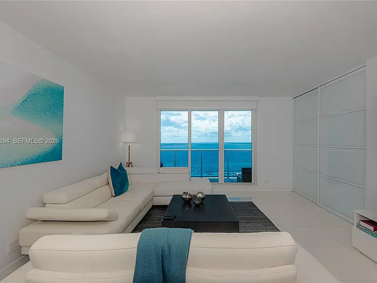 2301 Collins Ave #1538 — Photo 4