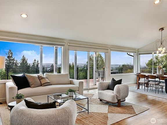 4th image of 4837 155th Avenue SE
