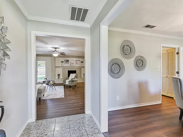 2504 Brennan Dr, Plano, TX 75075