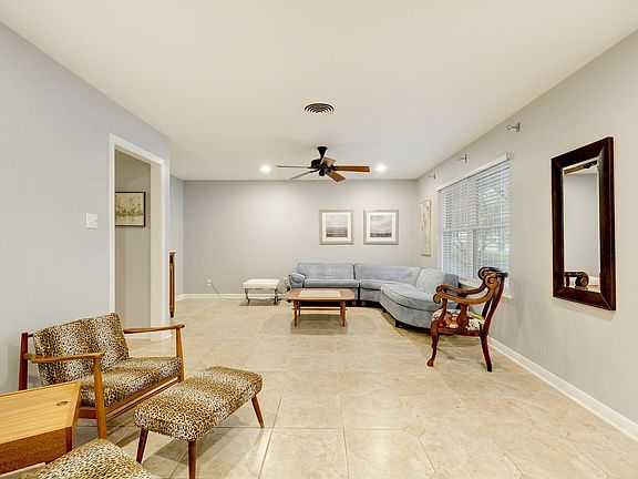 2nd image of 1405 Briarcliff Blvd