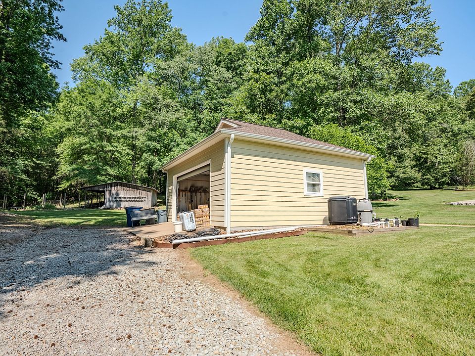 52nd image of 199 Liles Ln