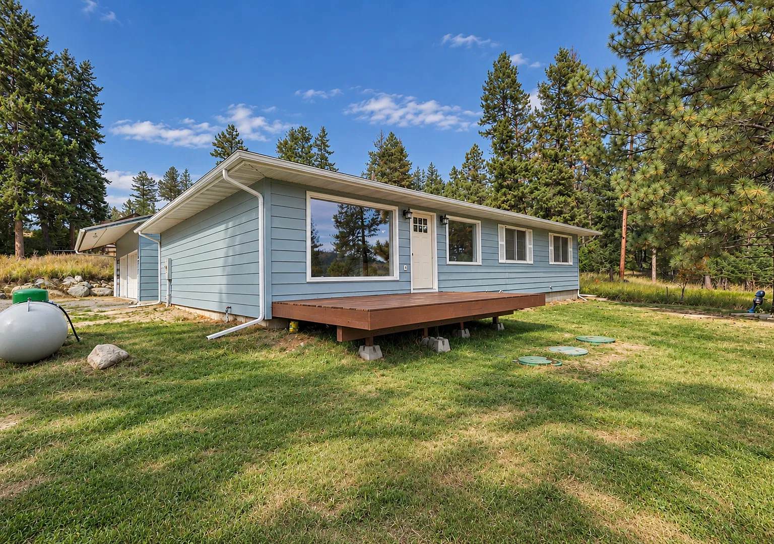 Beautifully Renovated 3-Bedroom Home in Kila $2,600/Month — Photo 3