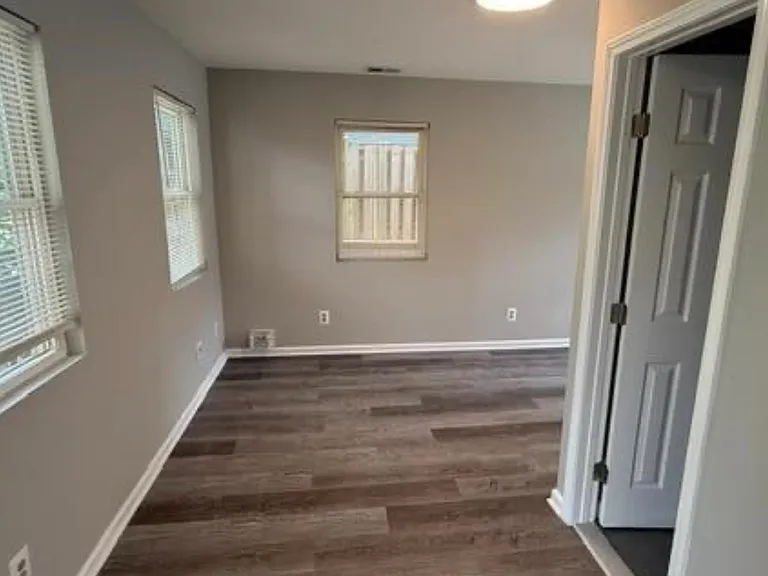 1803 Anderson Rd — Photo 16