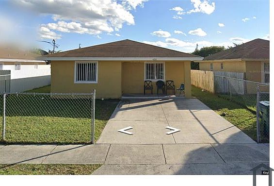 1st image of 415 NW 14th St