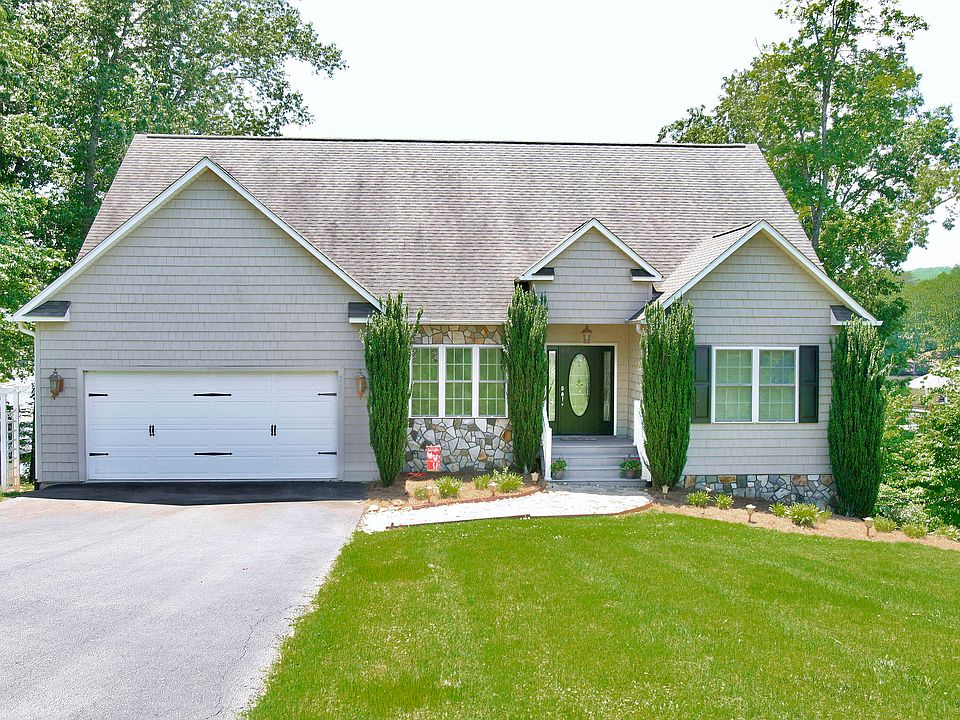 1st image of 265 Egret Dr