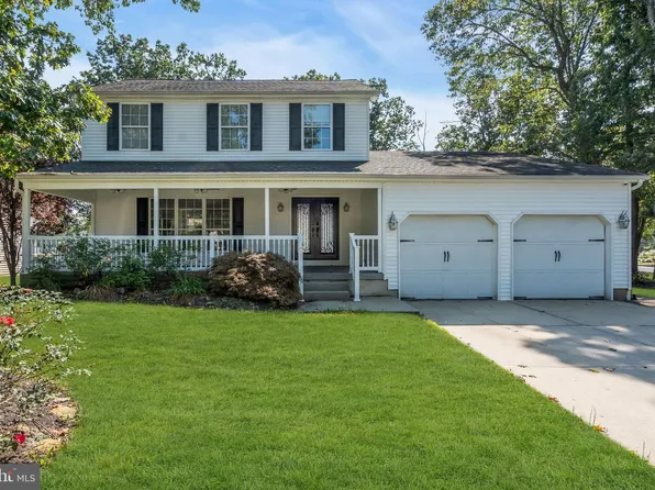 1 Crisfield Rd, Erial, NJ 08081