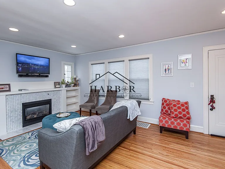 1234 2nd St NW — Photo 15