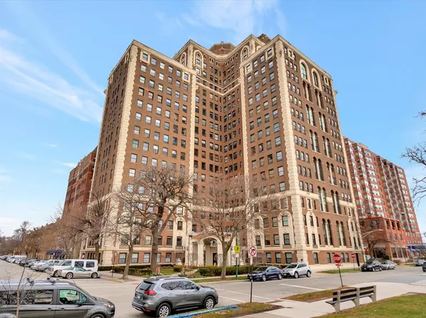 5555 S Everett Ave APT B-14, Chicago, IL 60637