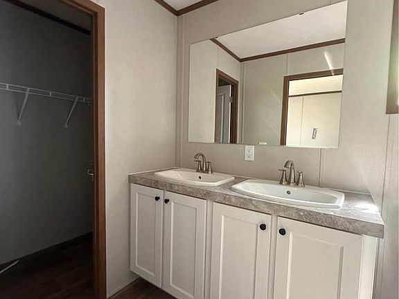 5th image of 3200 Highland Park Dr #75
