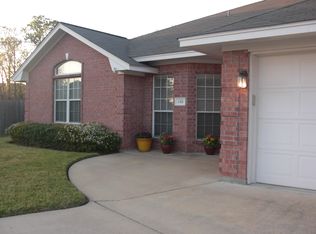 1311 Remington Ct, College Station, TX 77845
