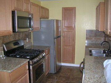 http://www.propertyboss.net/CustomerImages/AMMRE_1205/media/Properties/801%20Marcella%20St%20NE/zsma