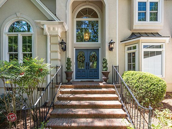 3rd image of 3101 Symphony Woods Dr